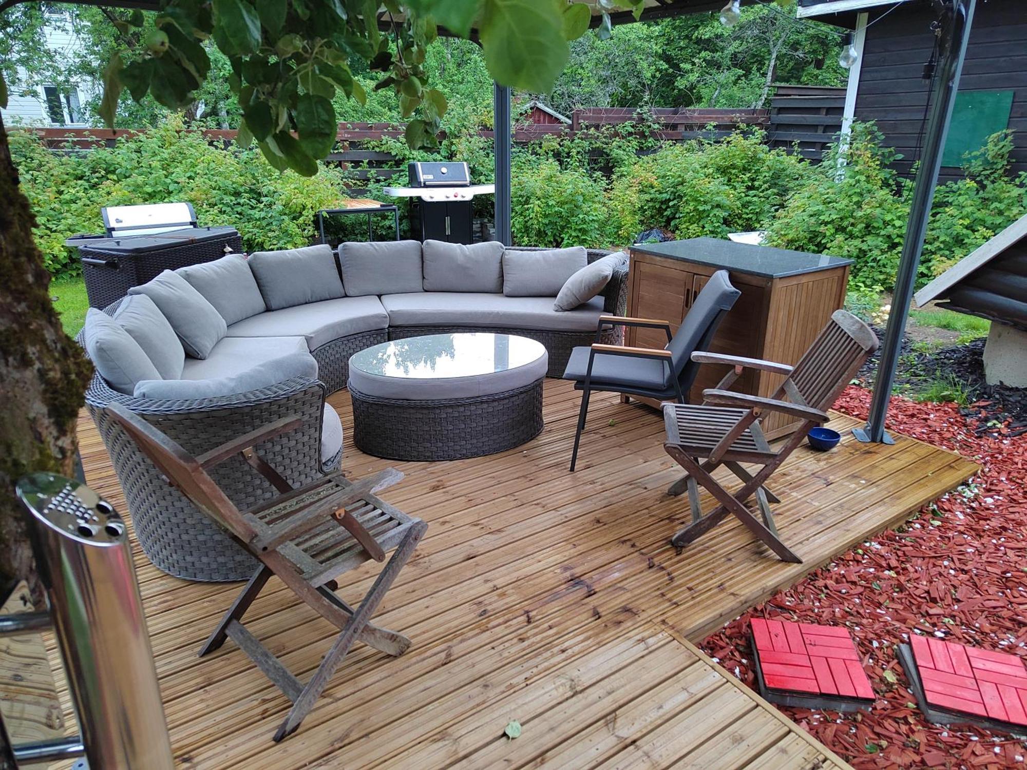 Relax & Recharge - A Unique Suite With A Touch Of Luxury - Hot Tub And Sauna Inspired Decor #Not A Real Sauna# Easy City Access - Direct Train 15 Min To City Helsinki Exterior foto