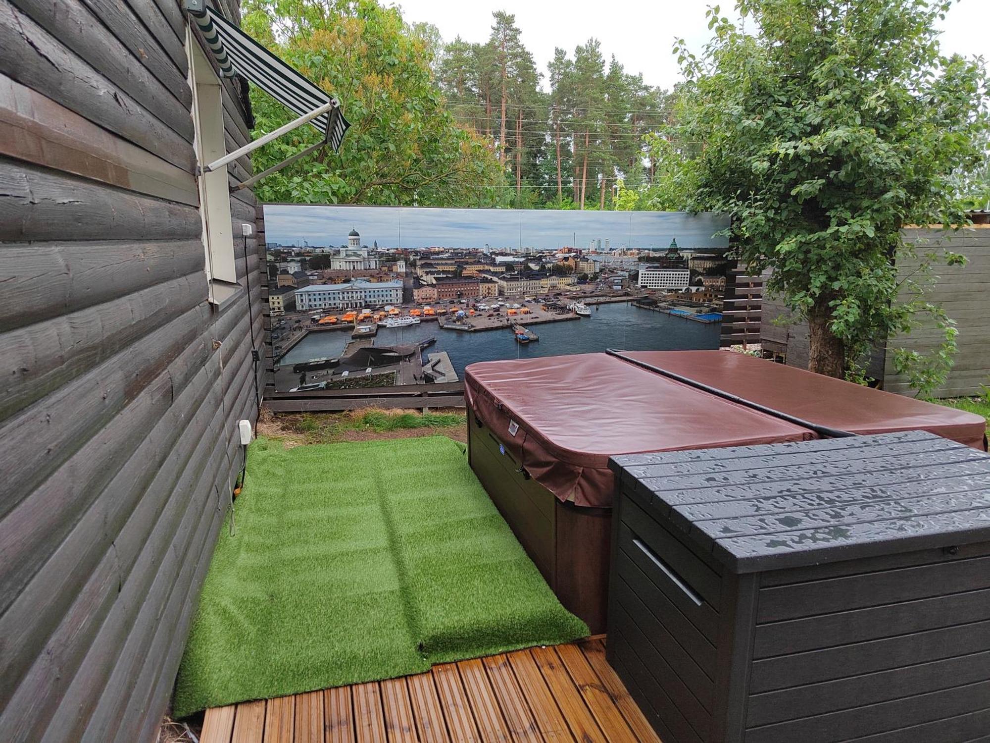 Relax & Recharge - A Unique Suite With A Touch Of Luxury - Hot Tub And Sauna Inspired Decor #Not A Real Sauna# Easy City Access - Direct Train 15 Min To City Helsinki Exterior foto
